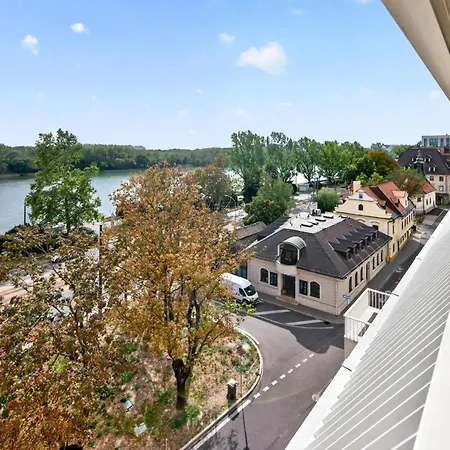 Historic Center - Near Castle & River * Bratislava